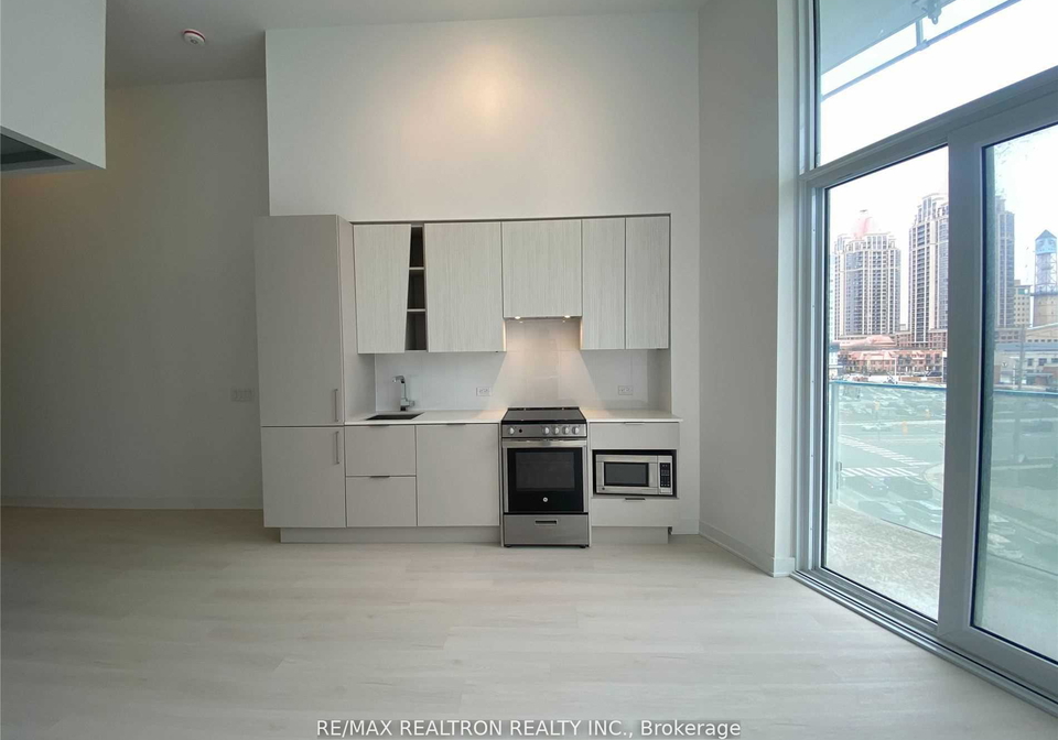 3900-confederation-parkway-lane-mississauga-ontario-w12662864