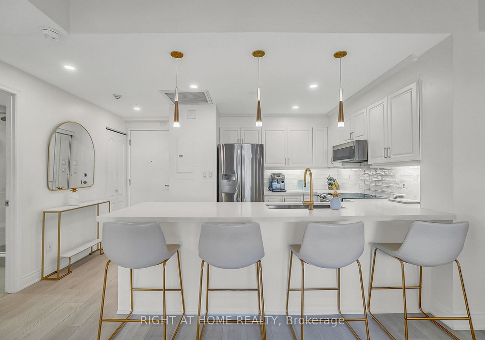 4198-dundas-street-w-etobicoke-ontario-w12662976
