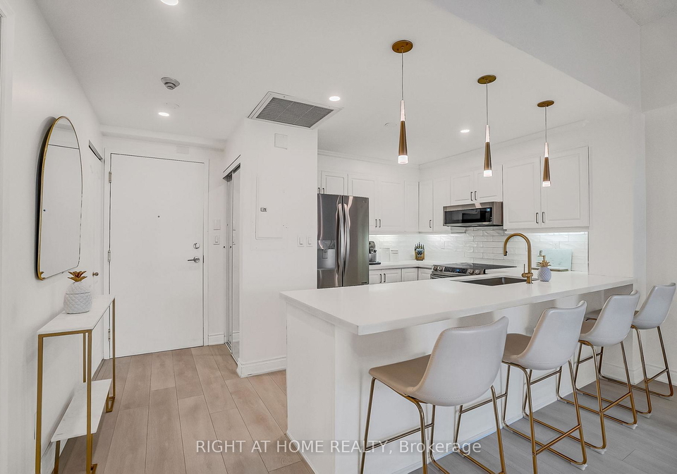 4198-dundas-street-w-etobicoke-ontario-w12662976