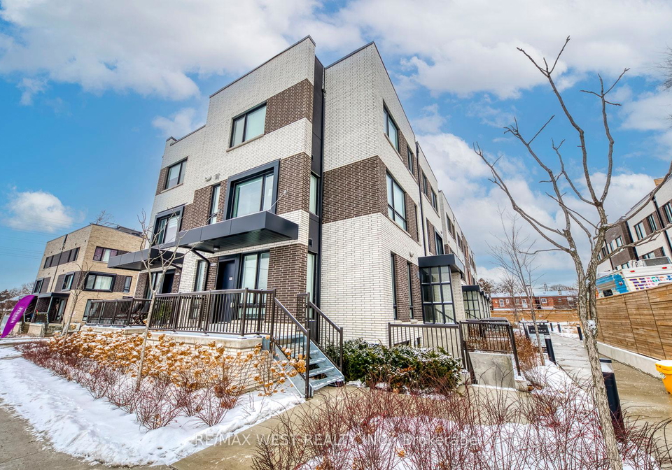 40-ed-clark-gardens-boulevard-toronto-ontario-w12663874