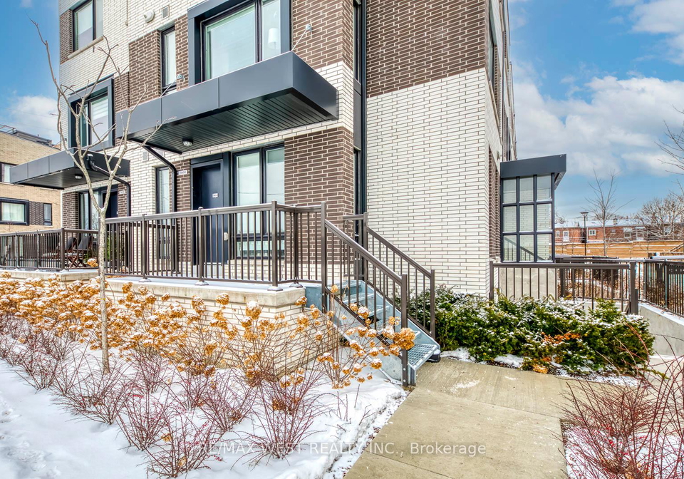 40-ed-clark-gardens-boulevard-toronto-ontario-w12663874