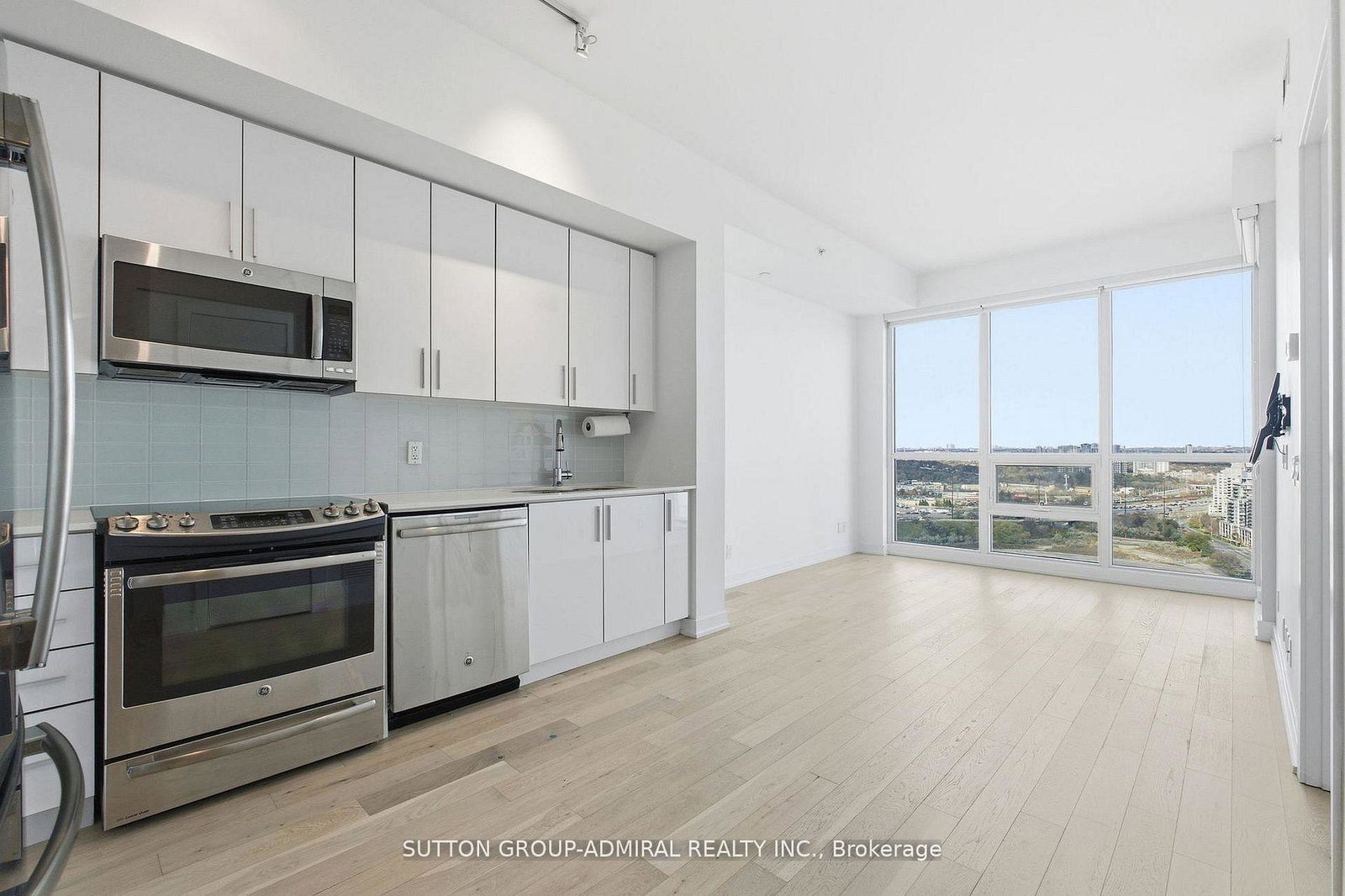 2212-lake-shore-boulevard-w-etobicoke-ontario-w12664188