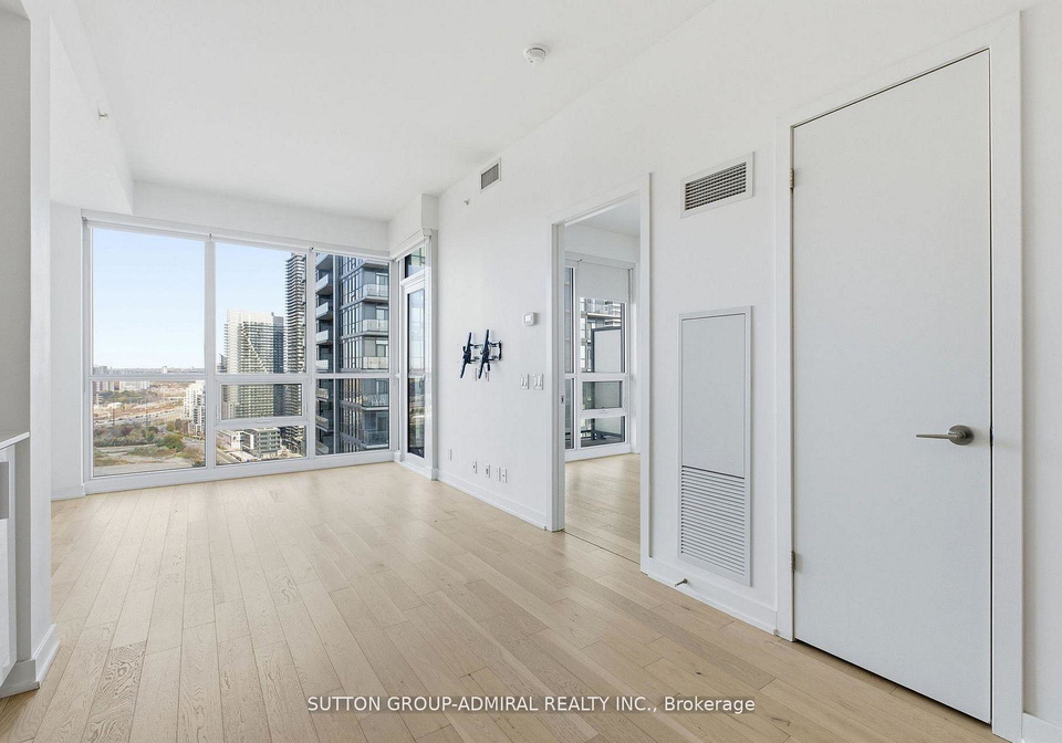 2212-lake-shore-boulevard-w-etobicoke-ontario-w12664188