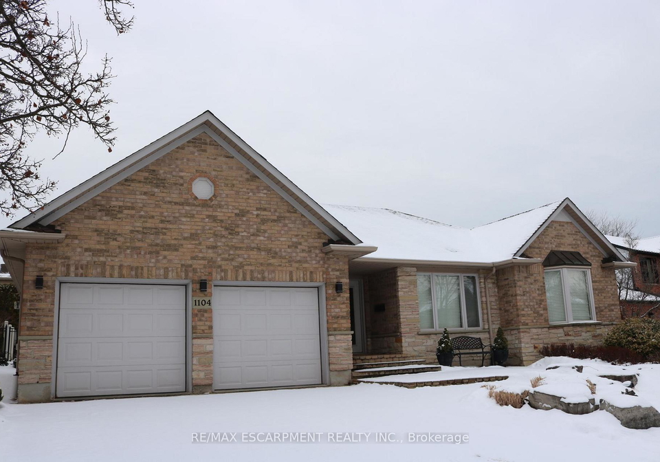 1104-crofton-way-burlington-ontario-w12664256