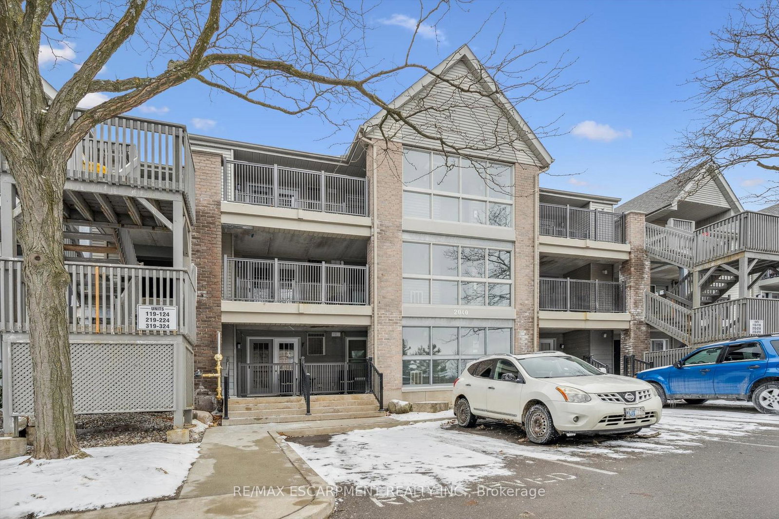 2040-cleaver-avenue-burlington-ontario-w12664490