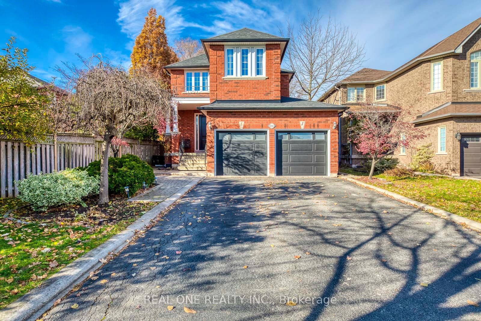 2163-westmount-drive-oakville-ontario-w12664496