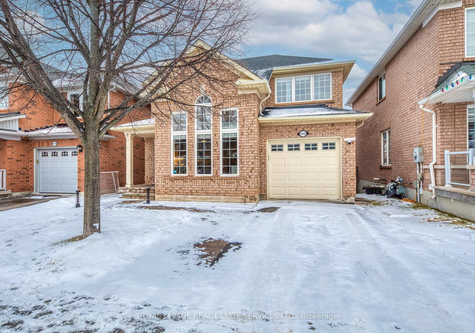 1332-goldhawk-trail-oakville-ontario-w12665154