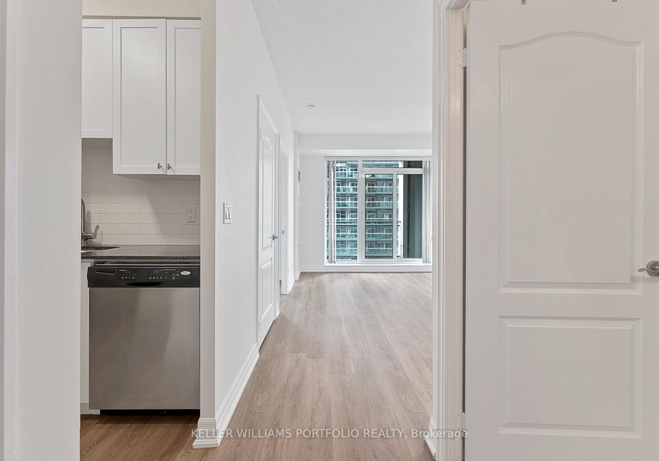 2121-lake-shore-boulevard-w-etobicoke-ontario-w12665512