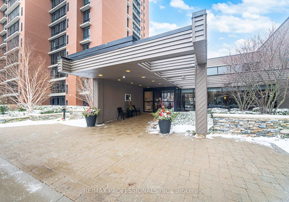 1400-dixie-road-mississauga-ontario-w12665844
