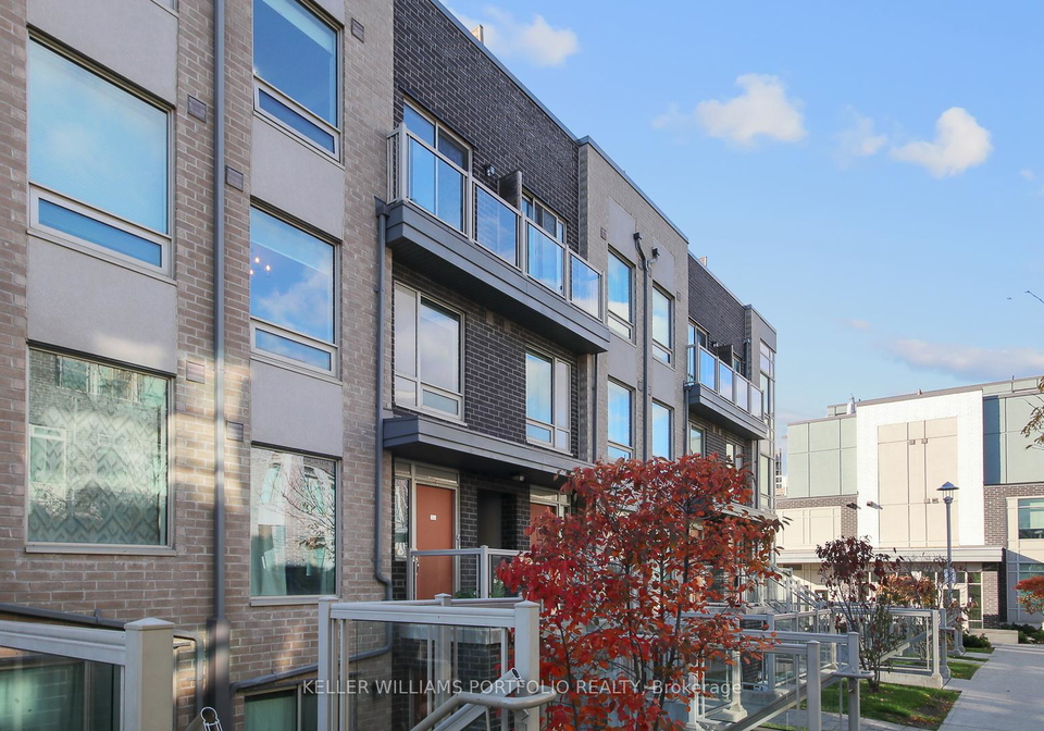7-applewood-lane-etobicoke-ontario-w12666150