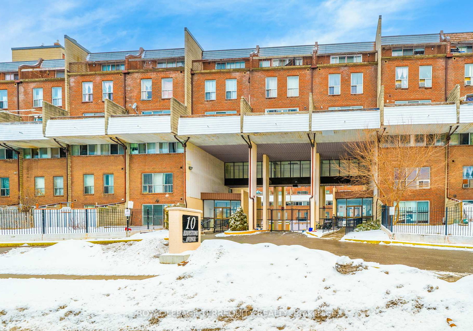 10-eddystone-avenue-york-ontario-w12666364