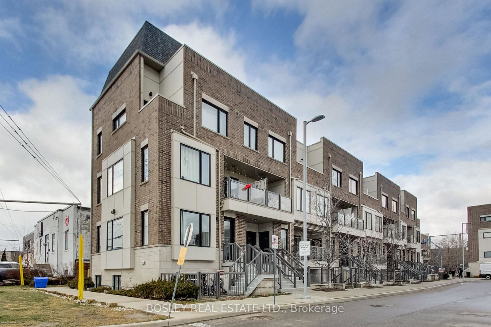 10-drummond-street-etobicoke-ontario-w12667860