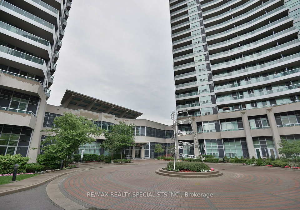 33-elm-drive-mississauga-ontario-w12667896