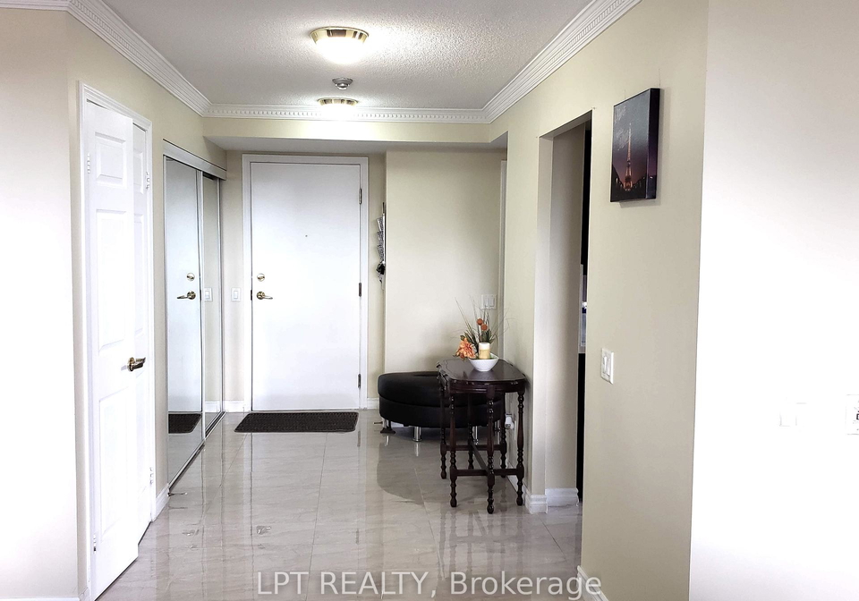 25-kingsbridge-garden-circle-mississauga-ontario-w12668002