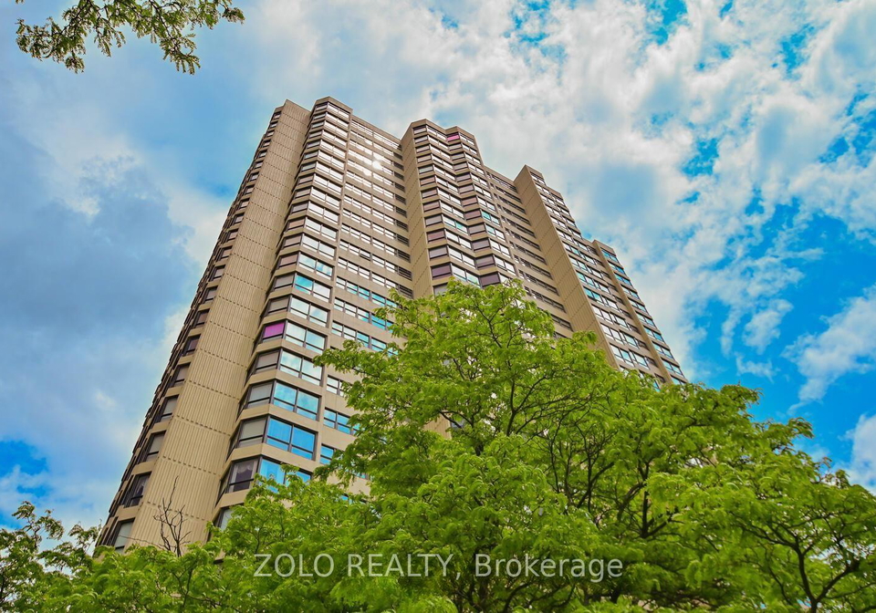 8-lisa-street-brampton-ontario-w12668224