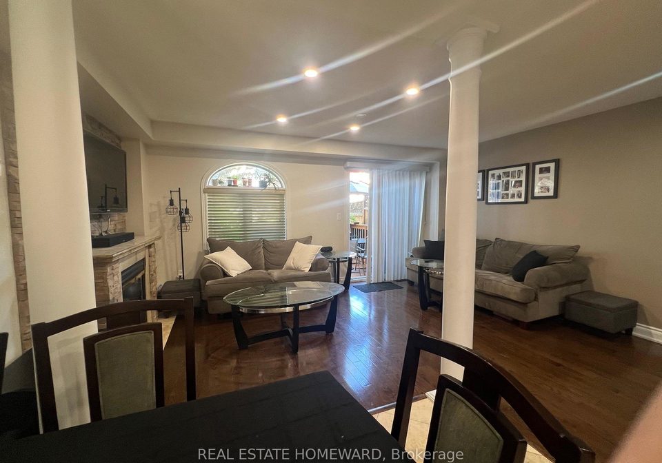 1129-hickory-hollow-glen-mississauga-ontario-w12668260