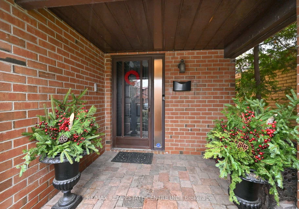 4239-sawmill-valley-drive-mississauga-ontario-w12668348