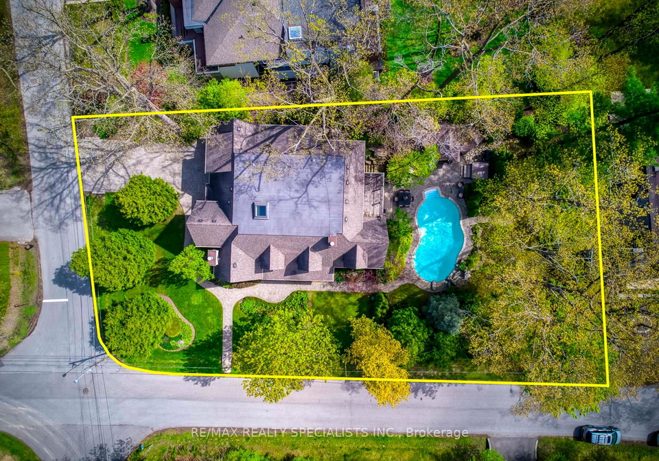 1199-whiteoaks-avenue-mississauga-ontario-w12668728