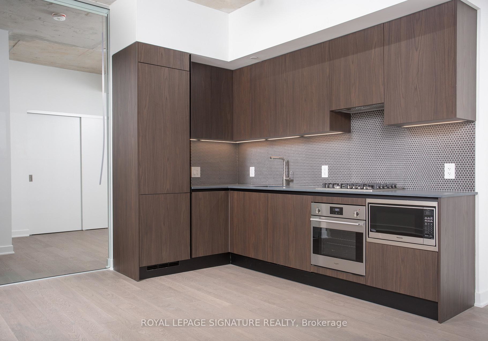 2720-dundas-street-w-toronto-ontario-w12668732