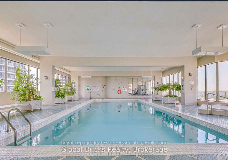 55-elm-drive-w-mississauga-ontario-w12668816