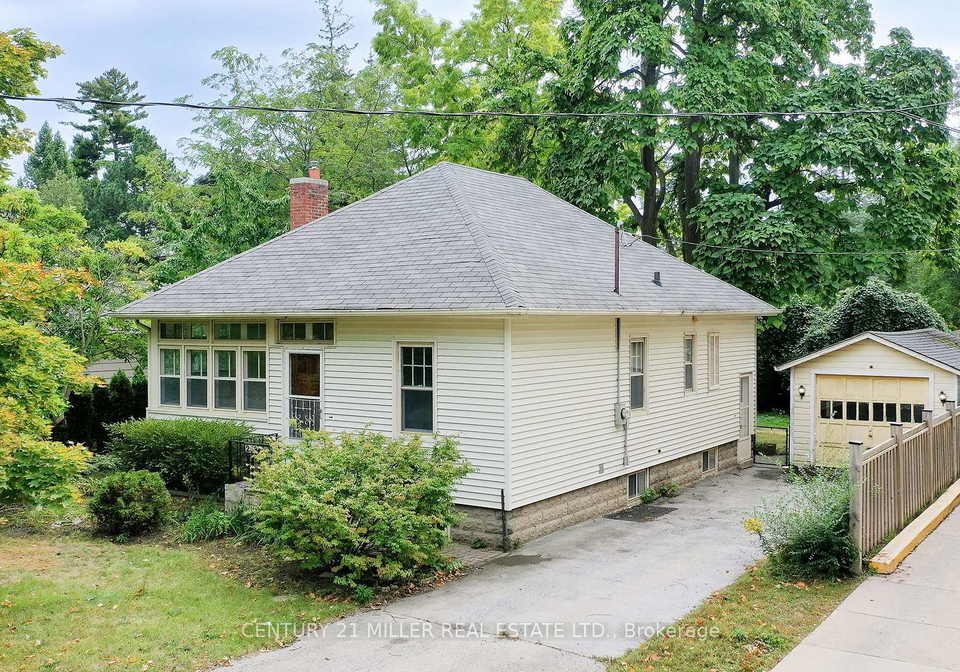 258-reynolds-street-oakville-ontario-w12668896