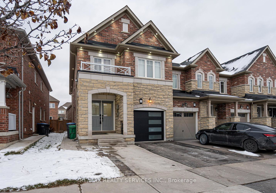 11-hoover-road-brampton-ontario-w12668978