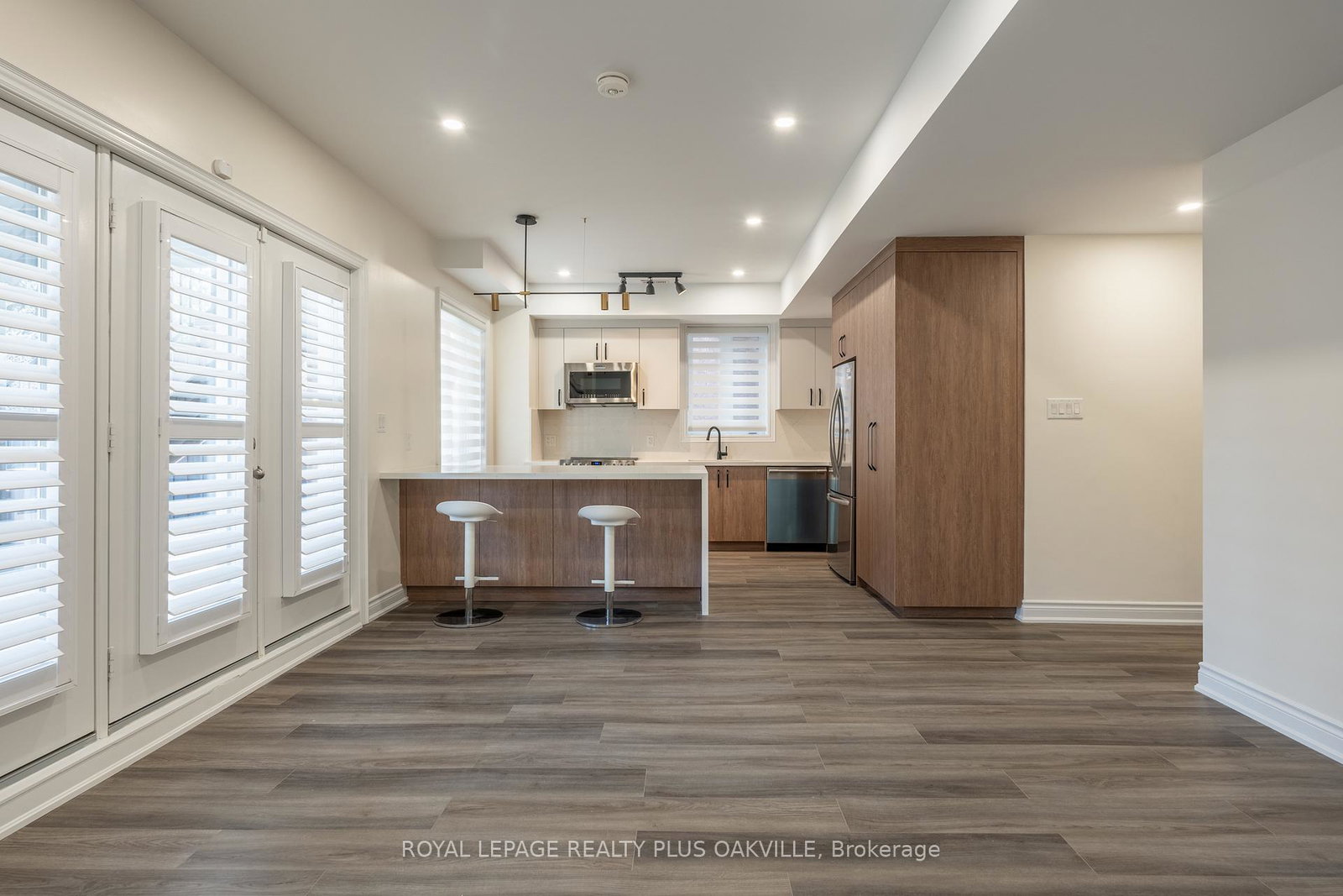 2339-awenda-drive-oakville-ontario-w12669074