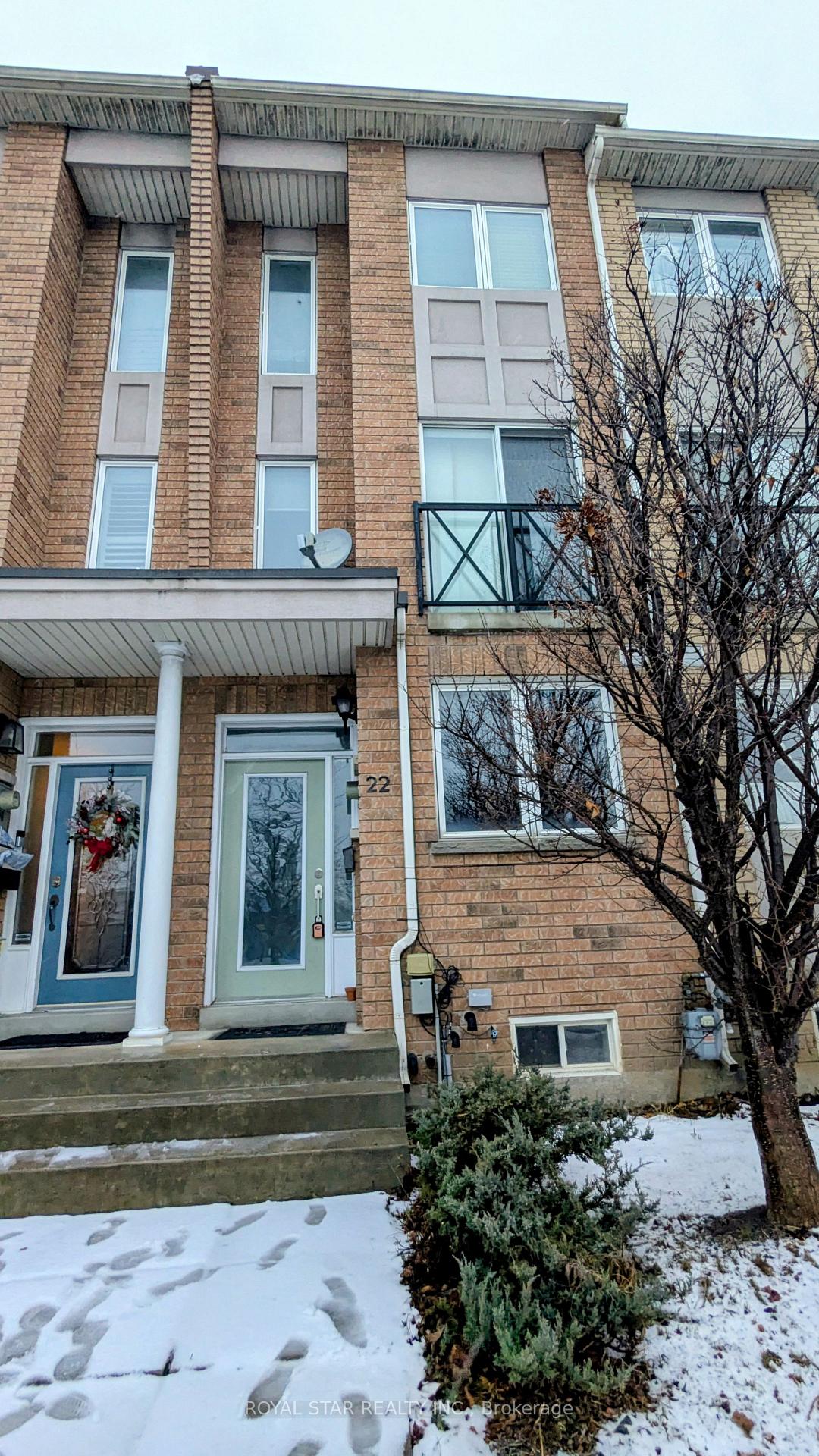 22-market-garden-mews-etobicoke-ontario-w12669384