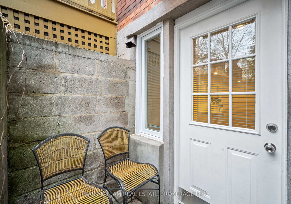 45-humberside-avenue-toronto-ontario-w12669658