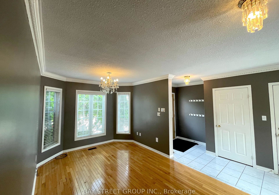 2136-golden-orchard-trail-oakville-ontario-w12669940