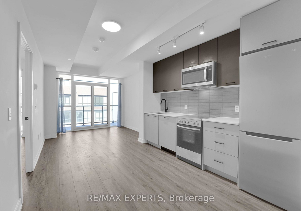 2300-st-clair-avenue-w-toronto-ontario-w12670106