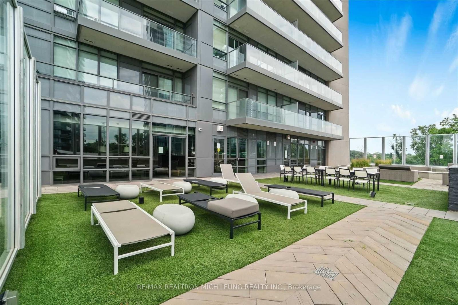 36-park-lawn-road-etobicoke-ontario-w12670224