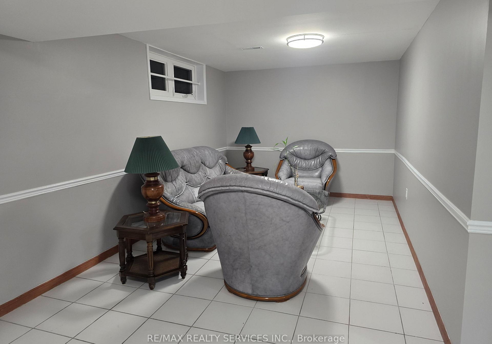 89-lawnside-drive-north-york-ontario-w12670984