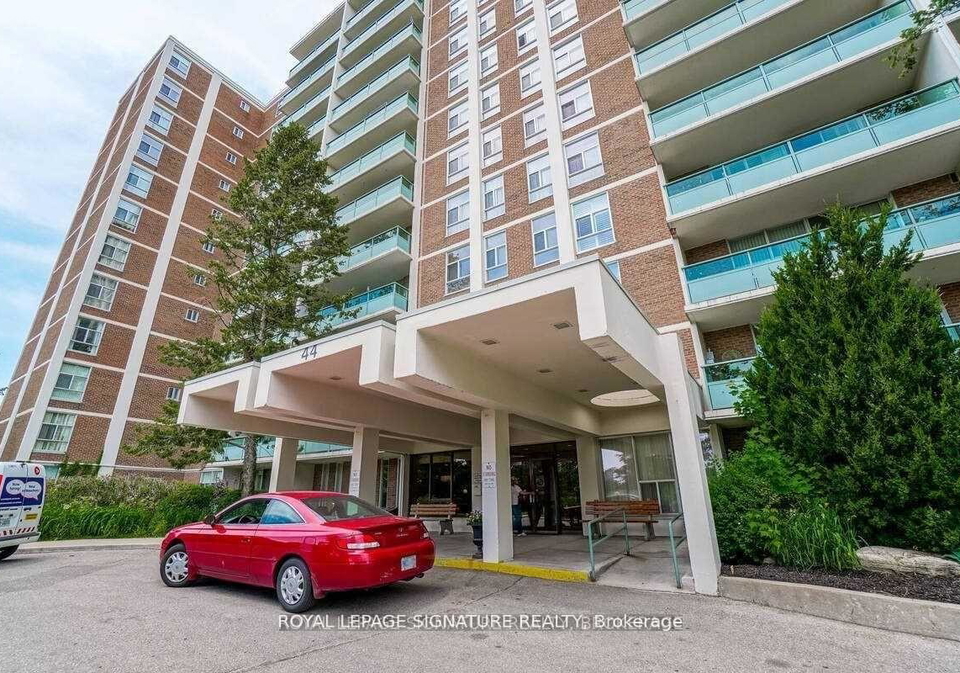 44-longbourne-drive-etobicoke-ontario-w12671190