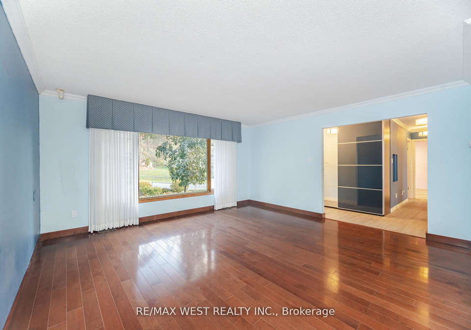 47-elizabeth-street-caledon-ontario-w12671396