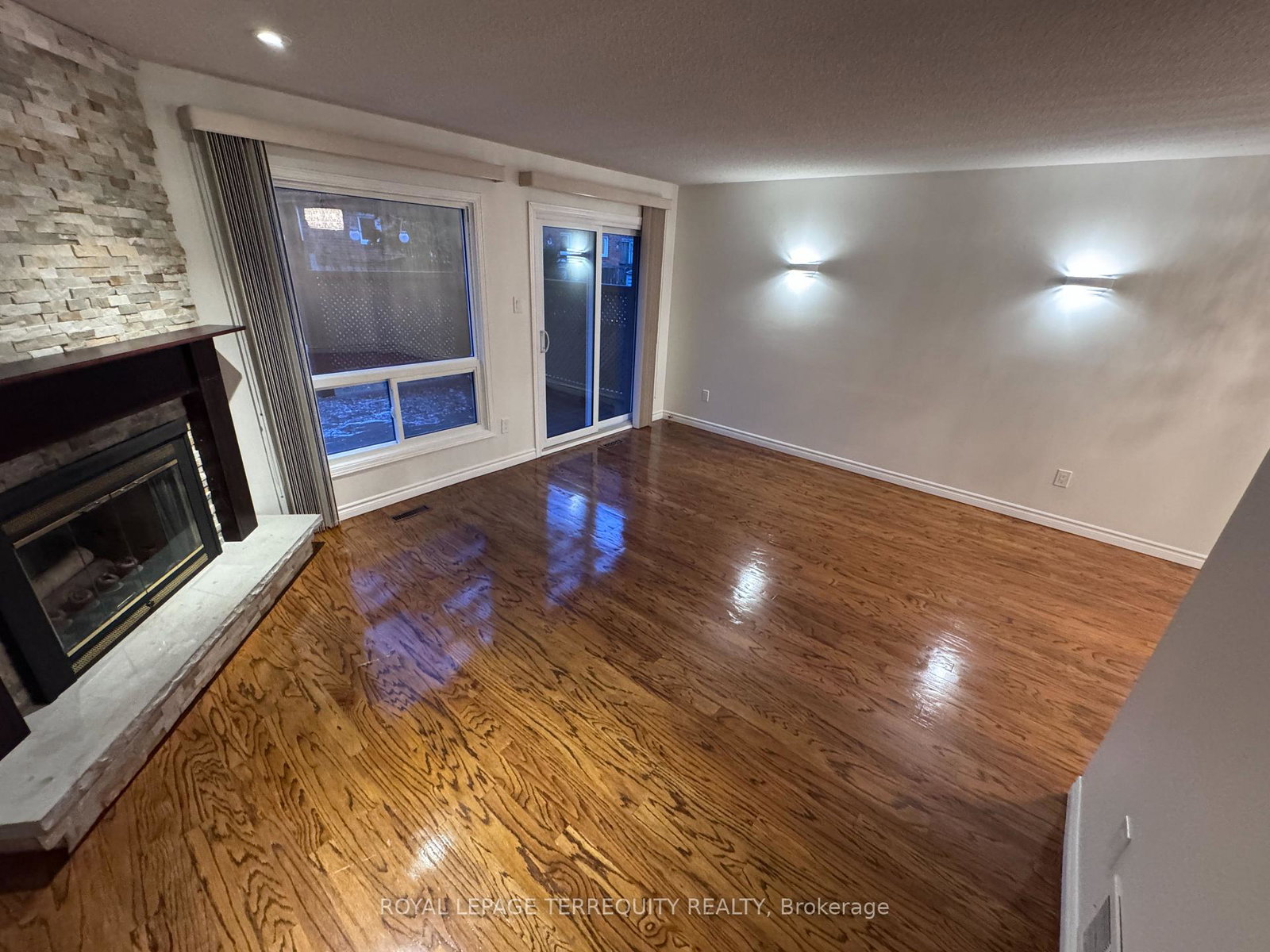2239-shipwright-road-oakville-ontario-w12671772