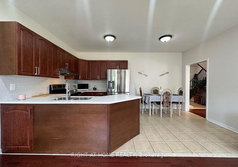37-watchman-road-brampton-ontario-w12672092
