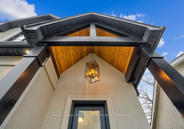 1042-meredith-avenue-mississauga-ontario-w12672512