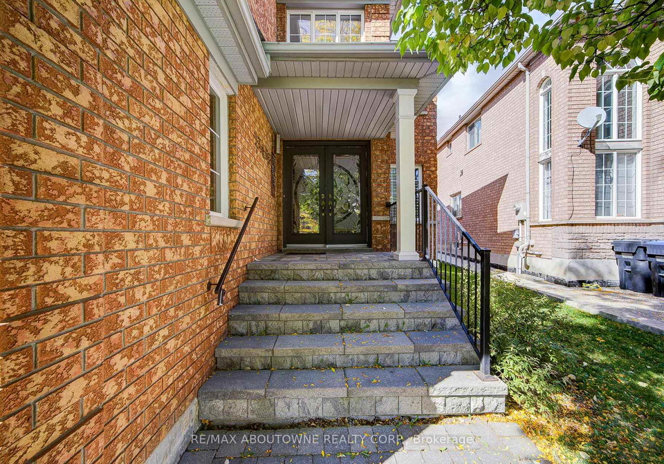 3041-caulfield-crescent-mississauga-ontario-w12672902