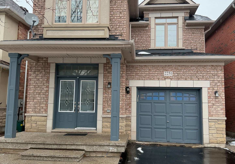 2251-kwinter-road-oakville-ontario-w12672942