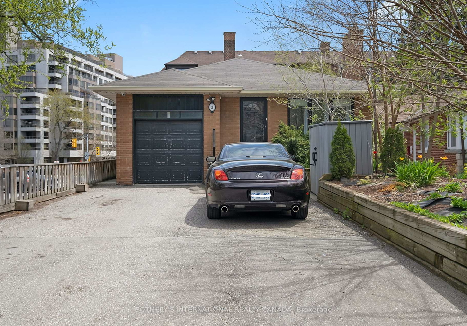3-old-mill-terrace-etobicoke-ontario-w12673062