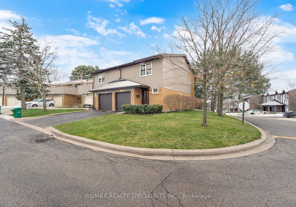 1951-rathburn-road-e-mississauga-ontario-w12673126