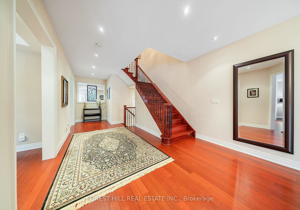 214-locksley-avenue-north-york-ontario-w12673132