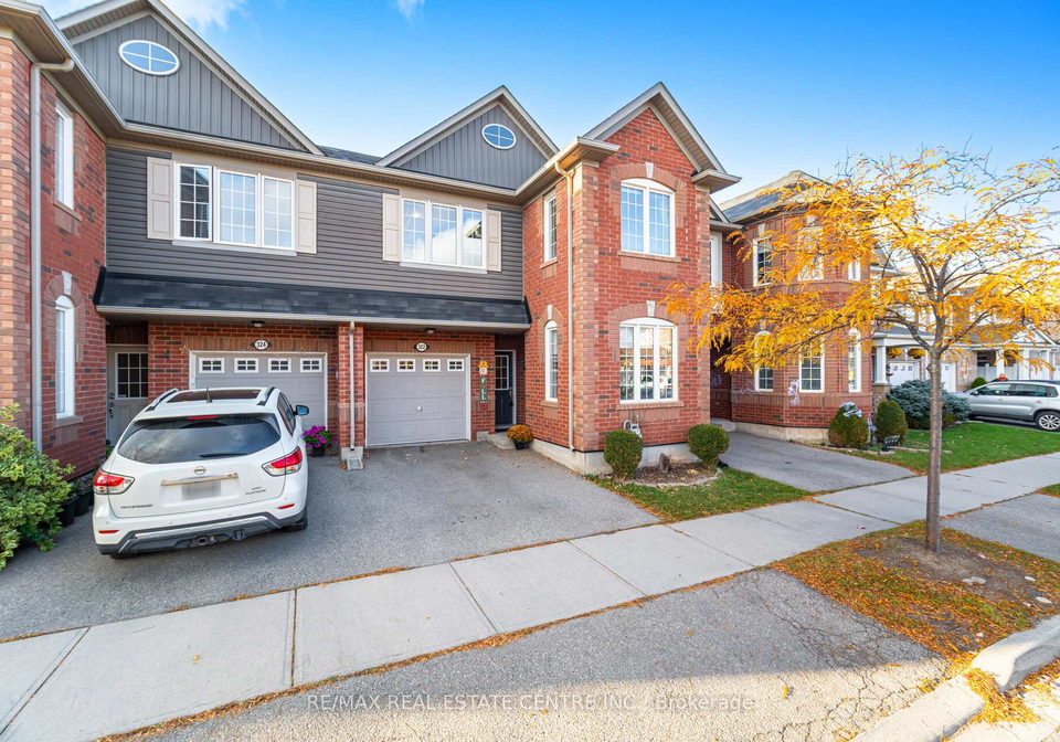 322-chuchmach-close-milton-ontario-w12673450
