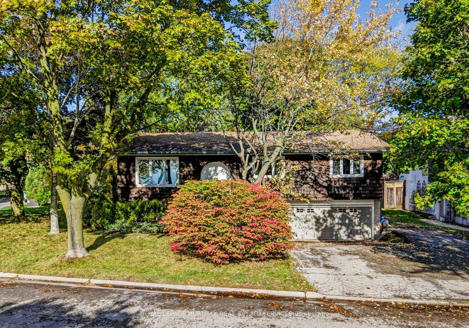 2063-waters-edge-drive-oakville-ontario-w12674170