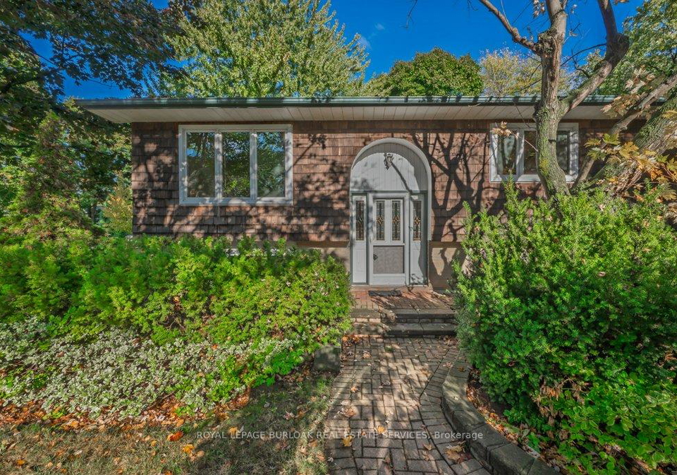 2063-waters-edge-drive-oakville-ontario-w12674170