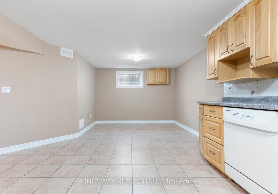 236-woodale-lower-lev-avenue-oakville-ontario-w12674414