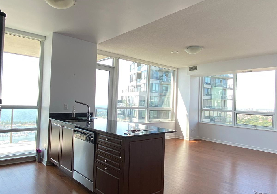 2230-lakeshore-boulevard-etobicoke-ontario-w12674516