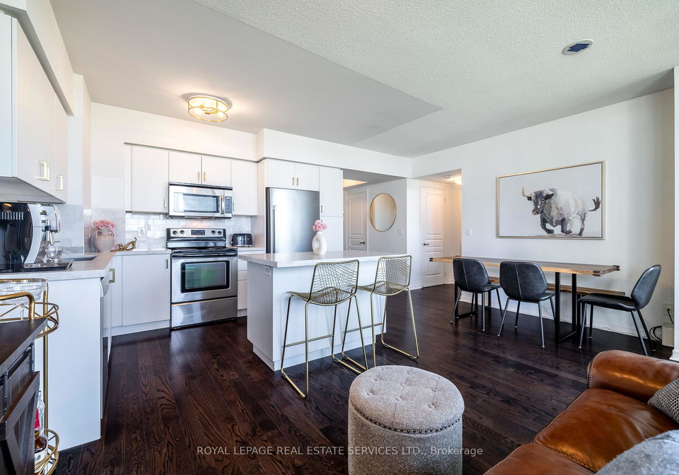 15-legion-road-etobicoke-ontario-w12674646