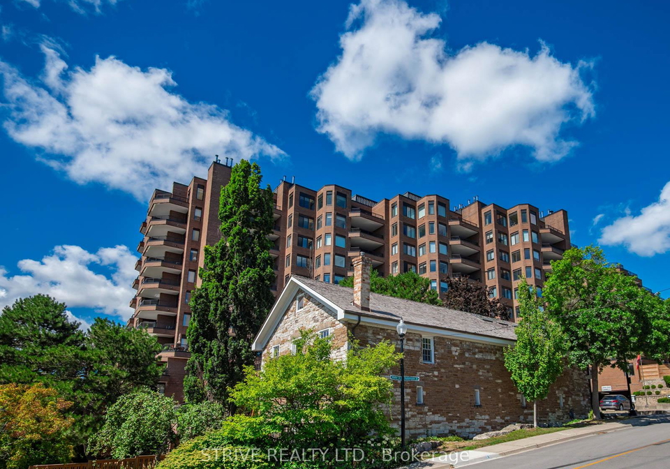 100-lakeshore-road-e-oakville-ontario-w12674854